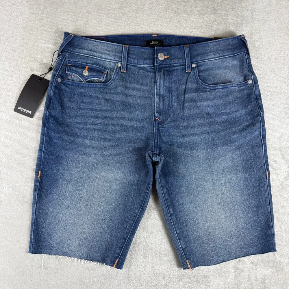 True Religion Rocco Relaxed Skinny Jean Shorts Mens 36 Blue Raw Hem $124 New NWT